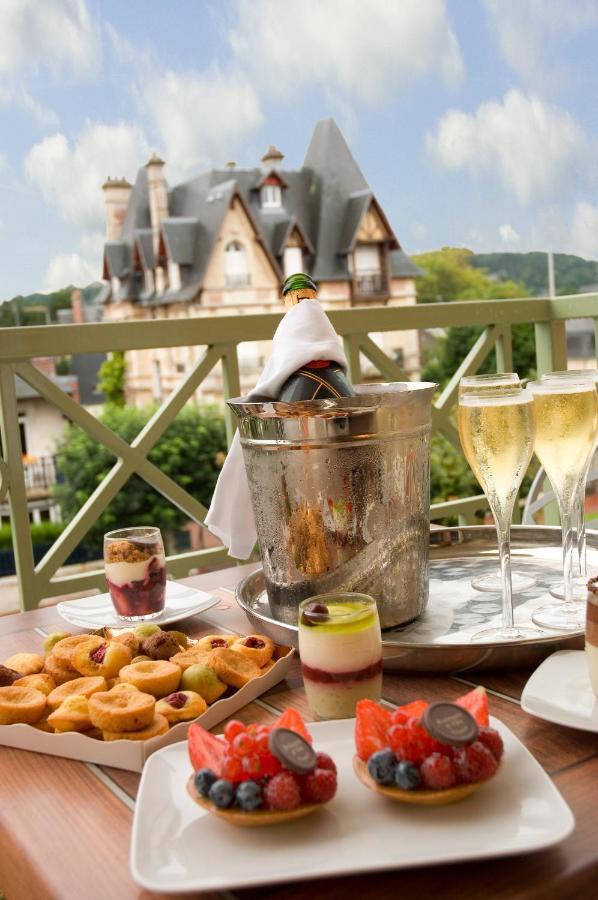 La Closerie Spa & Residence Hotel Ντοβίλ Εξωτερικό φωτογραφία